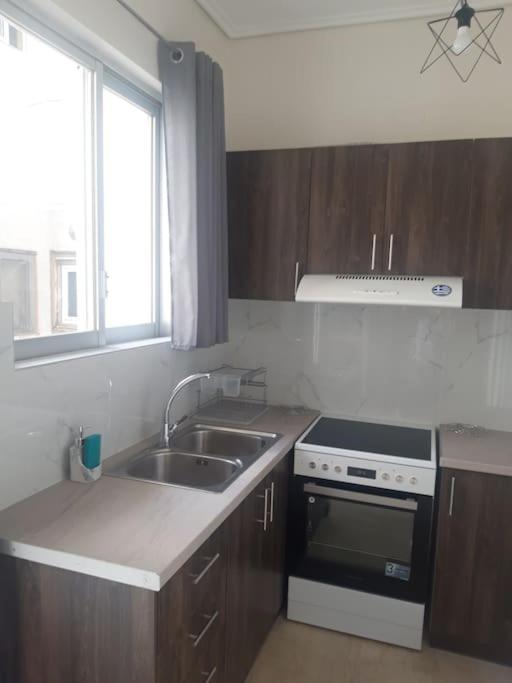 Comfort Apartment In The City Каламата Екстериор снимка