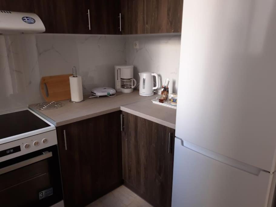 Comfort Apartment In The City Каламата Екстериор снимка
