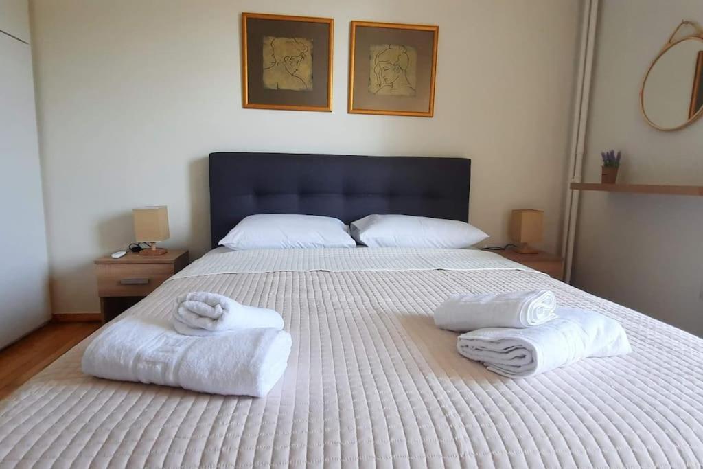 Comfort Apartment In The City Каламата Екстериор снимка